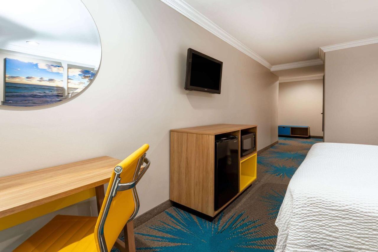 Days Inn By Wyndham Santa Monica Luaran gambar