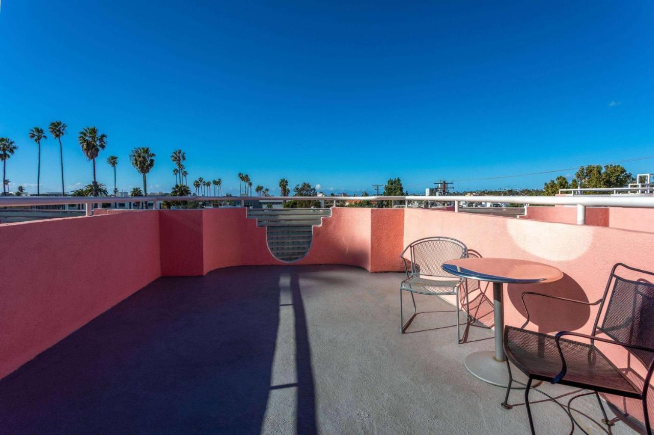 Days Inn By Wyndham Santa Monica Luaran gambar